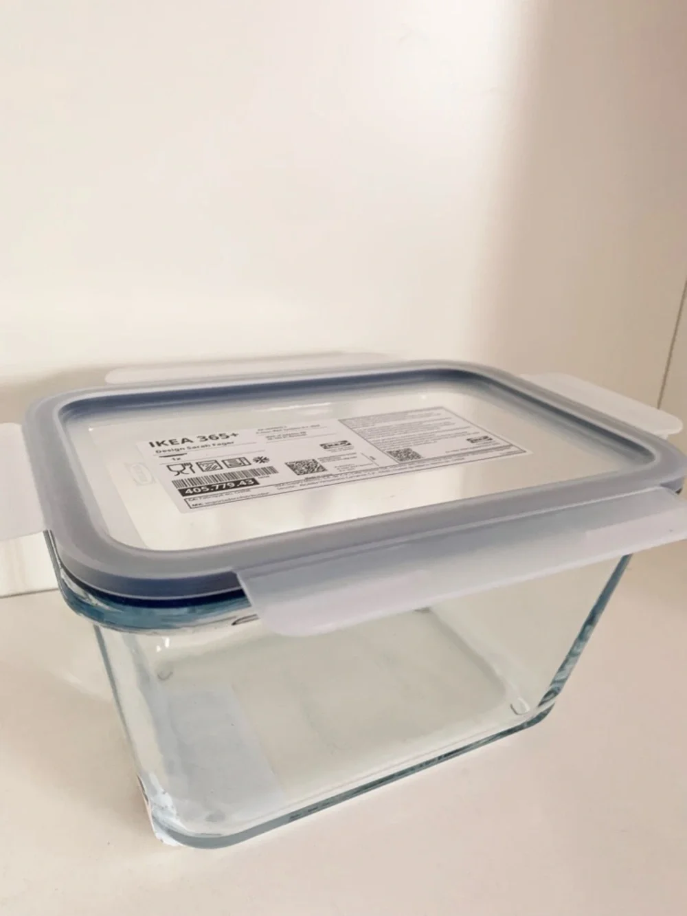IKEA large 61 oz Glass Food storage Container with lid
